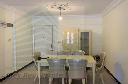 Apartment - 3 Bedrooms - 2 Bathrooms for rent in Abou Bakr Al Sedeek St. - Moharam Bek - Hay Sharq - Alexandria