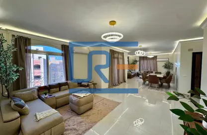 شقة - 3 غرف نوم - 2 حمامات للايجار في شارع زيزينيا - المستثمرين الجنوبية - مدينة القاهرة الجديدة - القاهرة