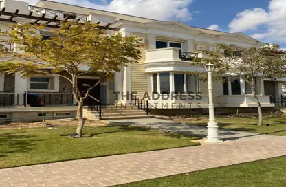 Villa - 4 Bedrooms - 3 Bathrooms for sale in Mountain View 1 - 5th Settlement Compounds - The 5th Settlement - New Cairo City - Cairo