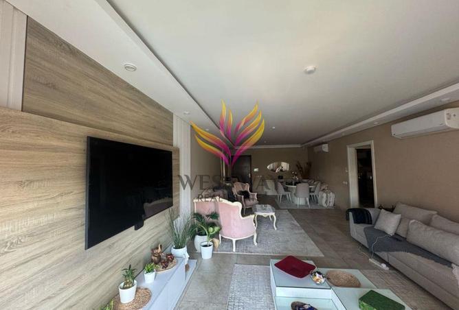 8066972 - Property Image 2