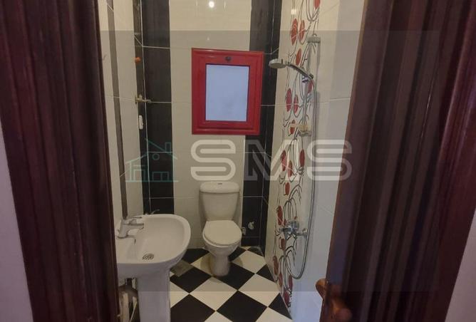 8054878 - Property Image 2
