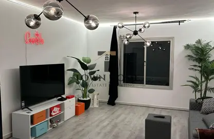 Apartment - 2 Bedrooms - 1 Bathroom for rent in El Rehab Extension - Al Rehab - New Cairo City - Cairo