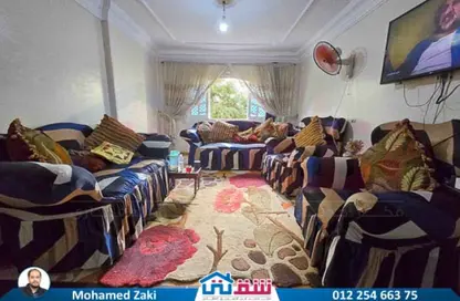 شقة - 3 غرف نوم - 2 حمامات للبيع في شارع فخر الدين علي - الحضرة - حي وسط - الاسكندرية