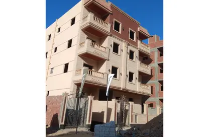 Apartment - 3 Bedrooms - 2 Bathrooms for sale in Bait Alwatan - The 5th Settlement - New Cairo City - Cairo