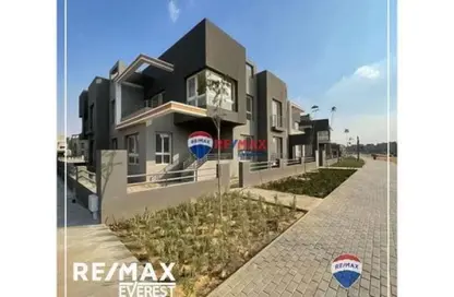 Townhouse - 3 Bedrooms - 3 Bathrooms for sale in Kayan - Sheikh Zayed Compounds - Sheikh Zayed City - Giza