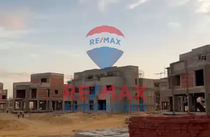 تاون هاوس - 3 غرف نوم - 3 حمامات للبيع في أو ويست - كمبوندات 6 أكتوبر - مدينة 6 أكتوبر - الجيزة