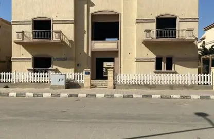 Villa - 6 Bedrooms - 7 Bathrooms for sale in El Rehab Extension - Al Rehab - New Cairo City - Cairo