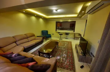 Apartment - 2 Bedrooms - 2 Bathrooms for rent in Street 208 - Degla - Hay El Maadi - Cairo