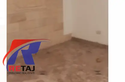 Apartment - 2 Bedrooms - 1 Bathroom for sale in Al Mostashar Hafez Badawi St. - Al Hadiqah Al Dawliyah - 7th District - Nasr City - Cairo