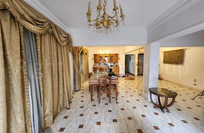 شقة - 3 غرف نوم - 2 حمامات للبيع في شارع اسراء المعلمين - المهندسين - الجيزة