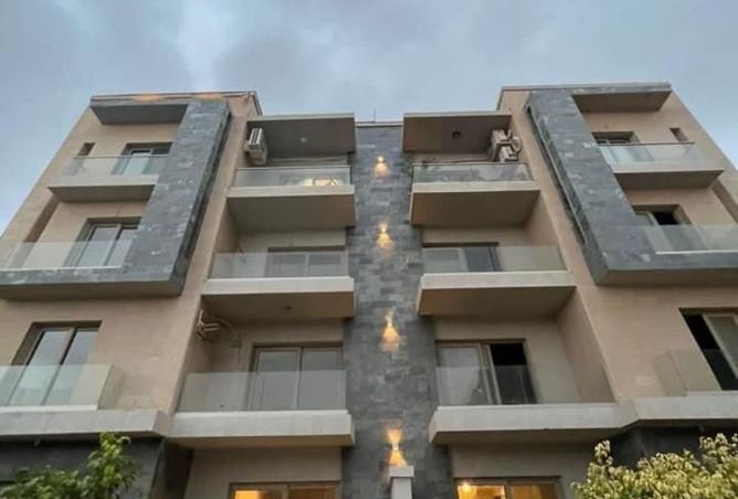 8195776 - Property Image 2