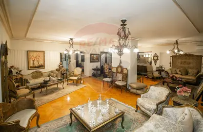 شقة - 3 غرف نوم - 3 حمامات للبيع في شارع كفر عبده - كفر عبده - رشدي - حي شرق - الاسكندرية