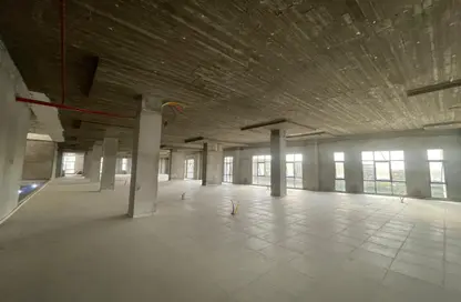 Office Space - Studio - 4 Bathrooms for rent in Mohamed Naguib Axis - Abou El Houl - New Cairo City - Cairo