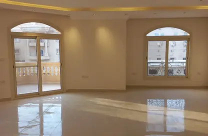 Apartment - 3 Bedrooms - 4 Bathrooms for sale in Touristic Zone 6 - Touristic Zone - Al Motamayez District - 6 October City - Giza