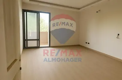 Townhouse - 4 Bedrooms - 4 Bathrooms for sale in Westown - Sheikh Zayed Compounds - Sheikh Zayed City - Giza