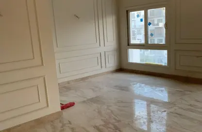 Apartment - 3 Bedrooms - 3 Bathrooms for sale in Eastown - 5th Settlement Compounds - The 5th Settlement - New Cairo City - Cairo