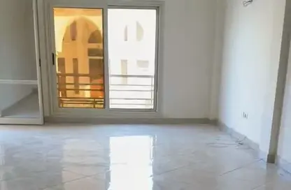 شقة - 3 غرف نوم - 2 حمامات للبيع في حى القرنفل - التجمع الخامس - مدينة القاهرة الجديدة - القاهرة