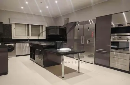 Villa - 4 Bedrooms - 3 Bathrooms for sale in American University Housing District - 5th Settlement Compounds - The 5th Settlement - New Cairo City - Cairo