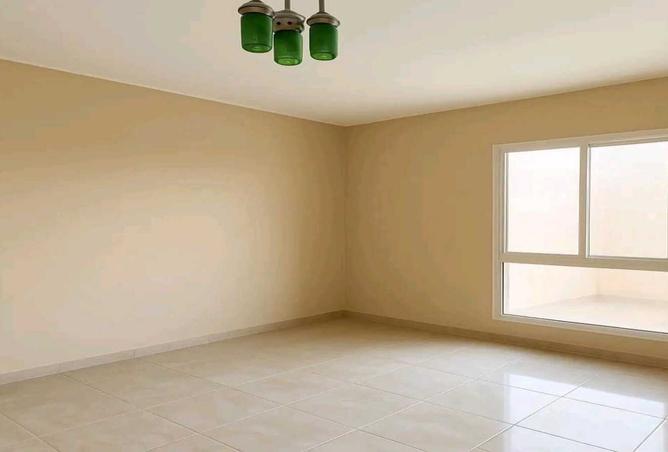 8483935 - Property Image 2