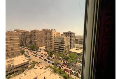 شقة - 3 غرف نوم - 3 حمامات للبيع في شارع محمد المقريف - المنطقة السادسة - مدينة نصر - القاهرة