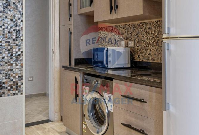 8204059 - Property Image 3