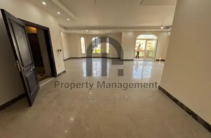 شقة - 3 غرف نوم - 3 حمامات للايجار في غرب الجولف - كمبوندات القطامية - القطامية - مدينة القاهرة الجديدة - القاهرة