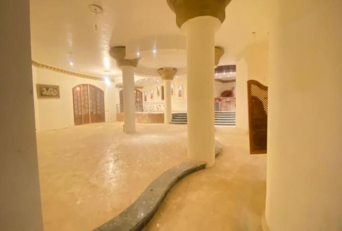 8180975 - Property Image 2