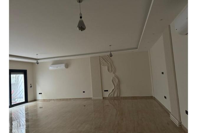 8185266 - Property Image 3