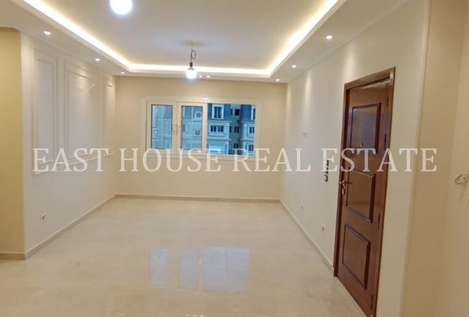 8010497 - Property Image 3