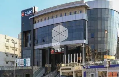 عيادة - استوديو - 2 حمامات للايجار في مركز القاهرة الطبي - شارع التسعين الشمالي - التجمع الخامس - مدينة القاهرة الجديدة - القاهرة