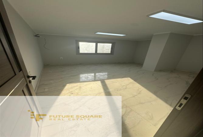 7989266 - Property Image 2