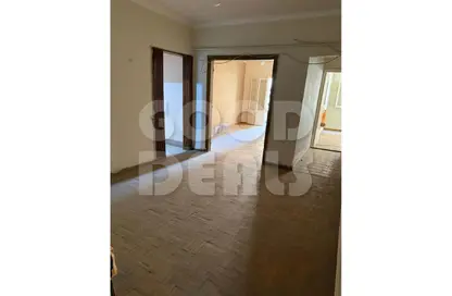 شقة - 3 غرف نوم - 2 حمامات للبيع في ميدان عثمان بن عفان - ميدان تريومف - النزهة - القاهرة