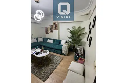 Apartment - 3 Bedrooms - 2 Bathrooms for sale in Thirteenth Sector - Zahraa El Maadi - Hay El Maadi - Cairo