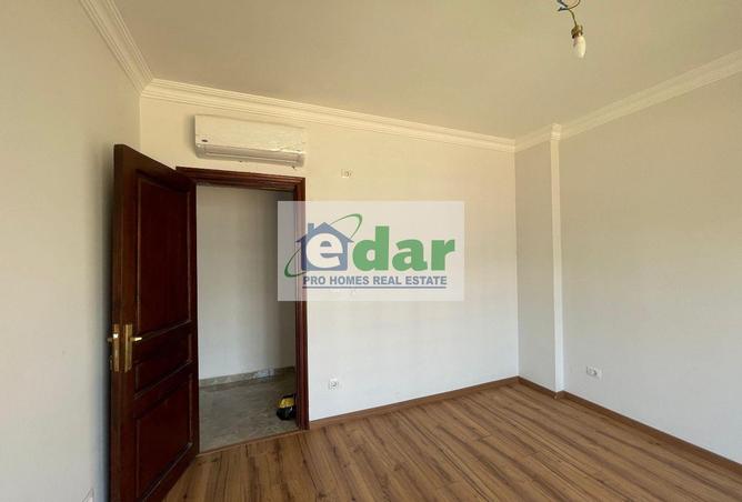 8411730 - Property Image 2