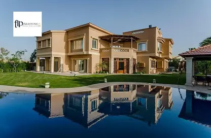 Villa - 5 Bedrooms - 4 Bathrooms for sale in Swan Lake Residence - 5th Settlement Compounds - The 5th Settlement - New Cairo City - Cairo