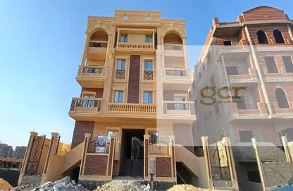Whole Building - 7+ Bedrooms - 7+ Bathrooms for sale in Makkah Al Mokarama St. - West Somid - 6 October City - Giza