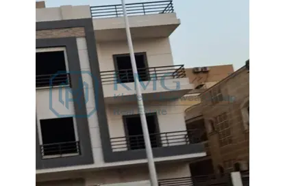شقة - 3 غرف نوم - 3 حمامات للبيع في شارع زكريا احمد - البنفسج 5 - البنفسج - مدينة القاهرة الجديدة - القاهرة