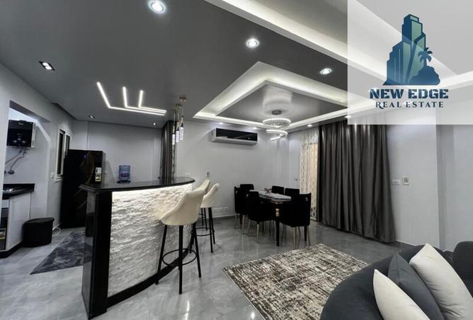 8401889 - Property Image 3