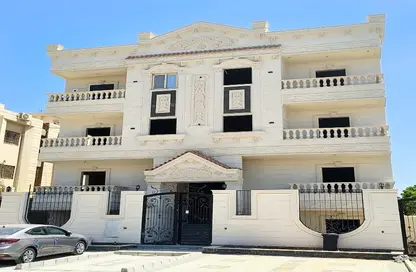 Apartment - 3 Bedrooms - 3 Bathrooms for sale in West Somid Road - West Somid - 6 October City - Giza