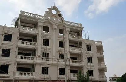 Apartment - 3 Bedrooms - 3 Bathrooms for sale in 1st Neighborhood - 2nd Area - Shorouk City - Cairo