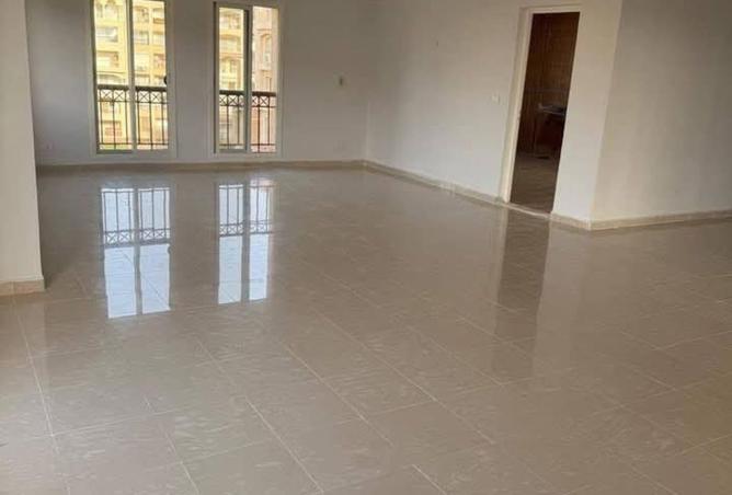 8250767 - Property Image 2