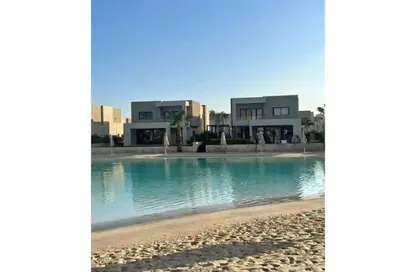 فيلا - 4 غرف نوم - 3 حمامات للبيع في أزهى - العين السخنة - السويس