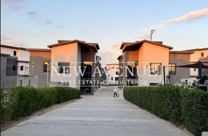 Townhouse - 3 Bedrooms - 4 Bathrooms for sale in Creek Town - The 1st Settlement - New Cairo City - Cairo
