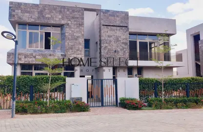 Villa - 4 Bedrooms - 3 Bathrooms for sale in Sun Capital - Fayoum Desert road - 6 October City - Giza