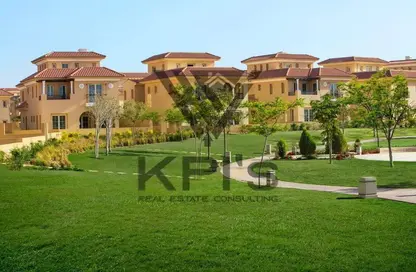Villa - 6 Bedrooms - 5 Bathrooms for sale in Hyde Park - 5th Settlement Compounds - The 5th Settlement - New Cairo City - Cairo