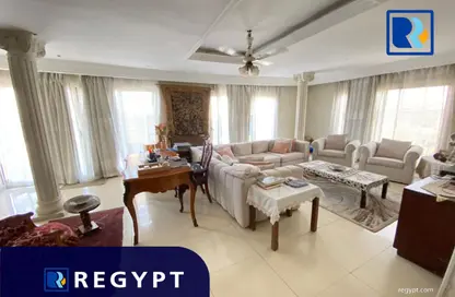 Penthouse - 4 Bedrooms - 4 Bathrooms for sale in Sarayat Al Maadi - Hay El Maadi - Cairo