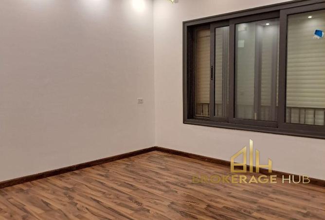 8356923 - Property Image 2