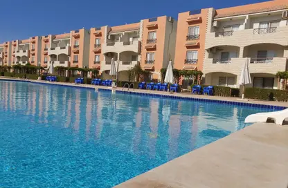 شاليه - 3 غرف نوم - 2 حمامات للبيع في كورونادو بيتش - العين السخنة - السويس