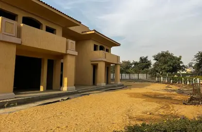 Villa - 5 Bedrooms - 6 Bathrooms for sale in Madinaty - Cairo
