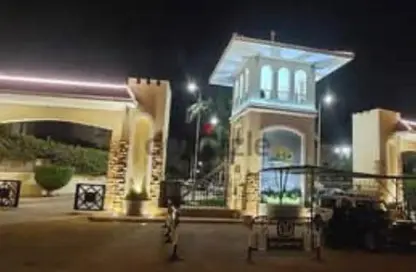 Apartment - 2 Bedrooms - 1 Bathroom for sale in Hadayek Al Mohandessin - 4th District - Sheikh Zayed City - Giza Apartment - 2 Bedrooms - 1 Bathroom for sale in Hadayek Al Mohandessin - 4th District - Sheikh Zayed City - Giza